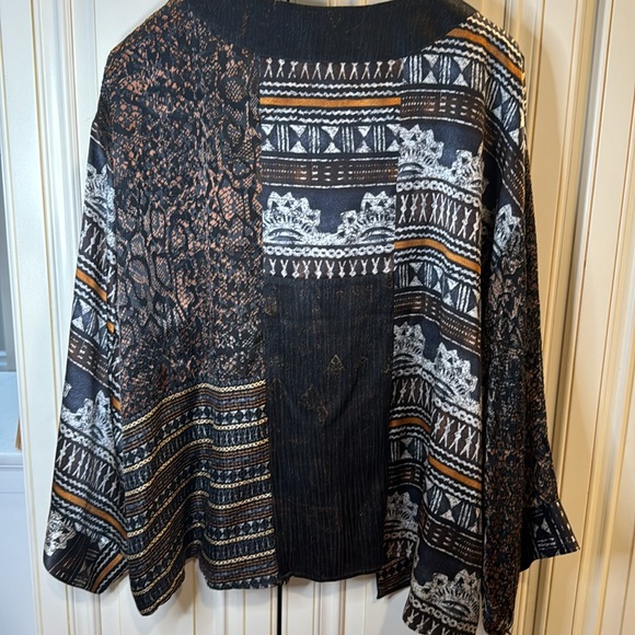 Chicos black and brown silk/rayon tribal snakeskin design kimono jacket - Picture 5 of 7